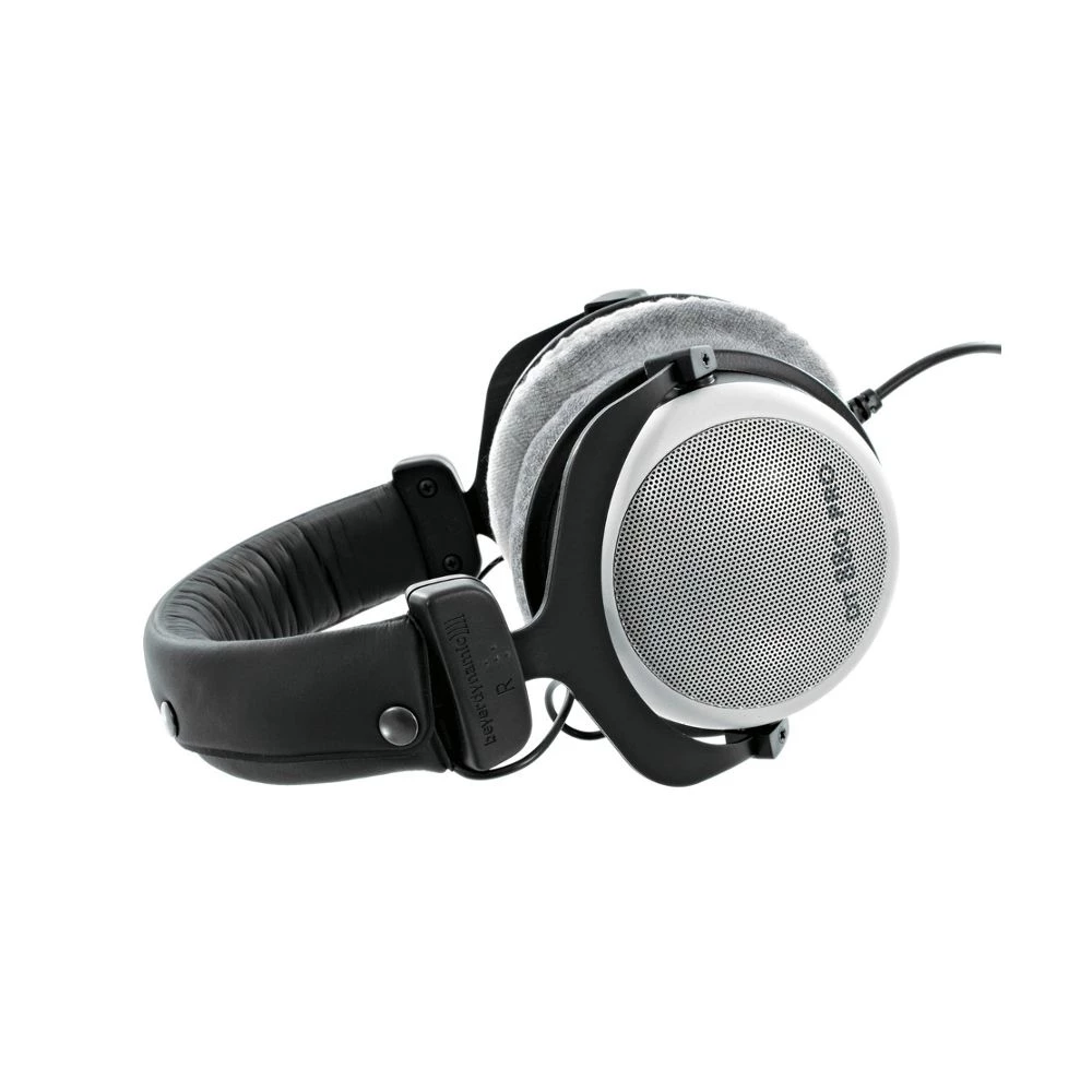 Beyerdynamic DT 880 250 OHM Studio Headphones Beyerdynamic DT 880 250 OHM Studio Headphones