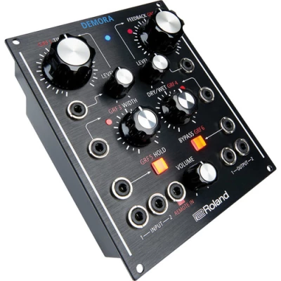 Roland DEMORA Modular Delay - Tabletop / Eurorack Module Effects Unit