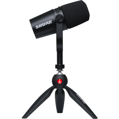 Shure MV7 Podcast Microphone Bundle