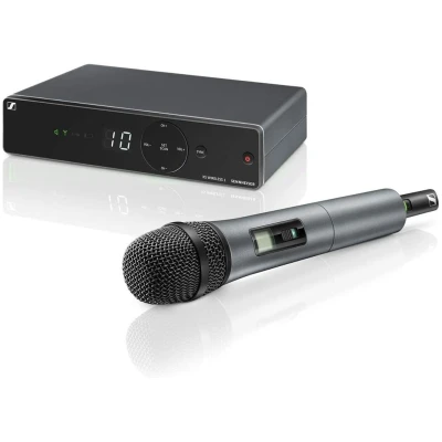 Sennheiser XSW 1-825-B Wireless Vocal Microphone for singers and presenters, cardioid 825 handheld
