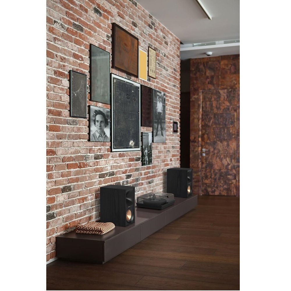 Klipsch R-60M Bookshelf Speakers - exceptional clarity, dynamic performance, and room-filling audio Klipsch R-60M Bookshelf Speakers - exceptional clarity, dynamic performance, and room-filling audio